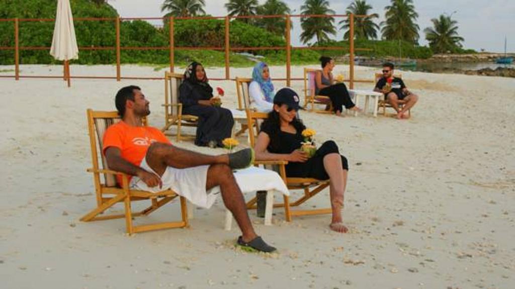 ローカル アイランド イン Hangnaameedhoo エクステリア 写真